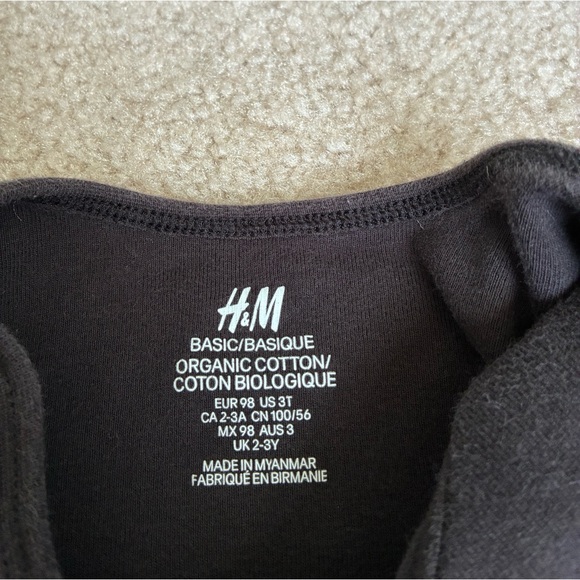 H&M Bundle - Picture 3 of 14